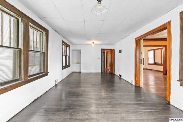 2449 Fontenelle Boulevard, Omaha, NE 68104