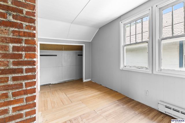 2449 Fontenelle Boulevard, Omaha, NE 68104