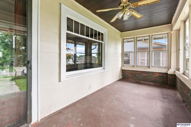 2449 Fontenelle Boulevard, Omaha, NE 68104