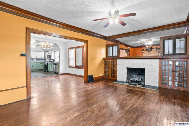 2449 Fontenelle Boulevard, Omaha, NE 68104
