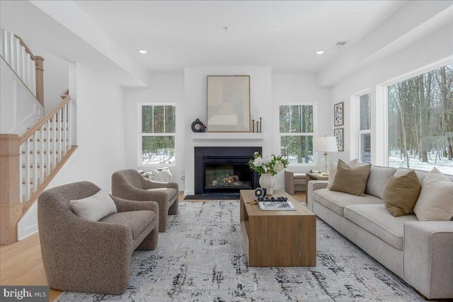 1379 MCDONALD RD, Shady Side, MD 20764