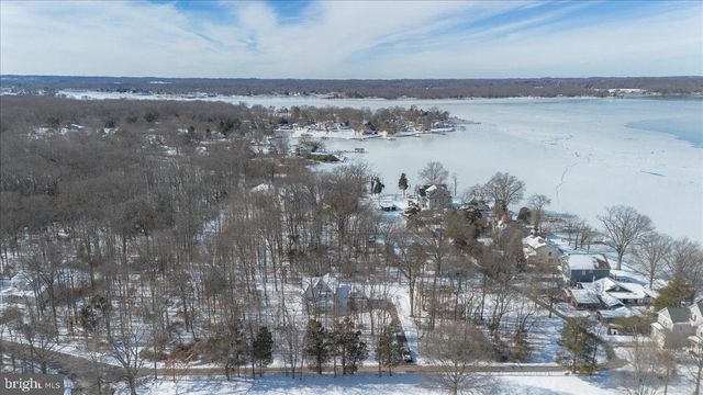 1379 MCDONALD RD, Shady Side, MD 20764