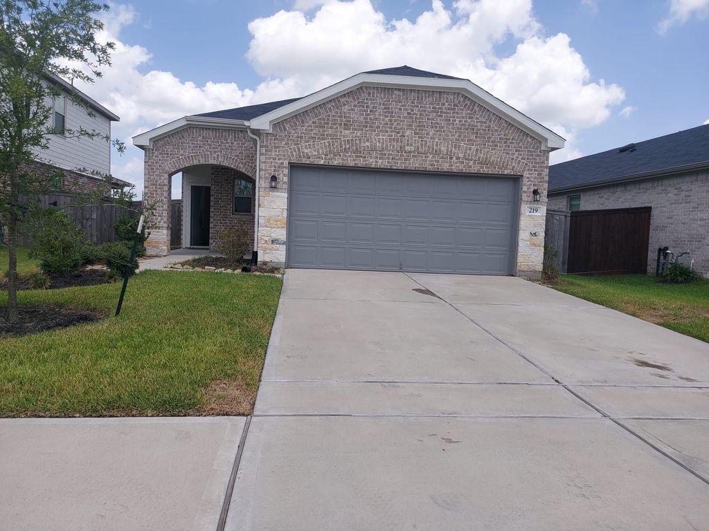 219 Bismuth Drive, Crosby, TX 77532