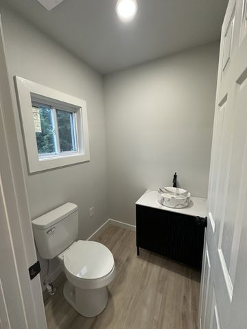 1080 Fannie Nicholson Rd, Chapmansboro, TN 37035