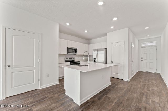5966 ORTEGA LAKE Drive, Jacksonville, FL 32244