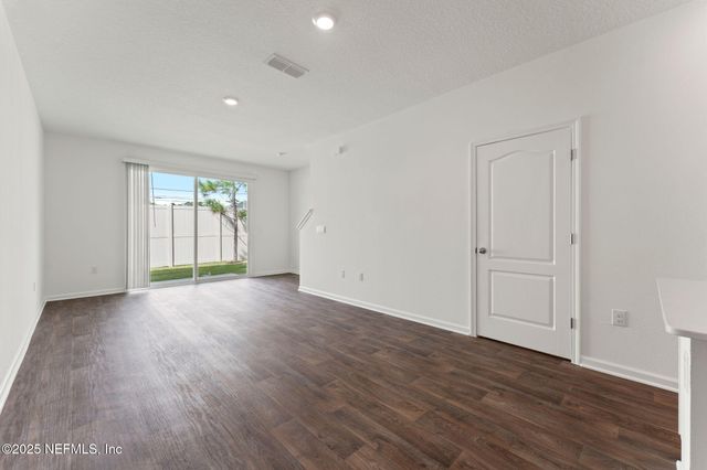 5966 ORTEGA LAKE Drive, Jacksonville, FL 32244
