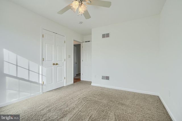 681 GRANT DR, Gettysburg, PA 17325