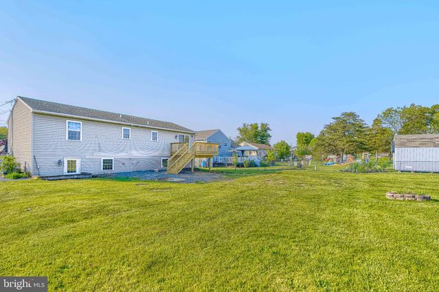 681 GRANT DR, Gettysburg, PA 17325