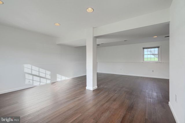 681 GRANT DR, Gettysburg, PA 17325