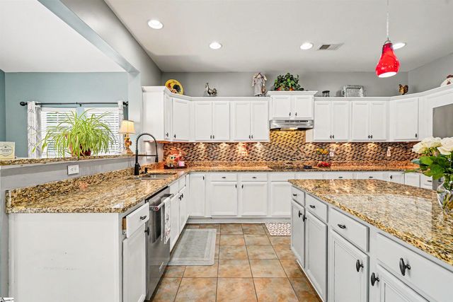320 Selden Way, Fountain Inn, SC 29644