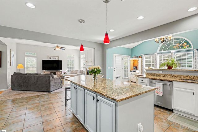 320 Selden Way, Fountain Inn, SC 29644
