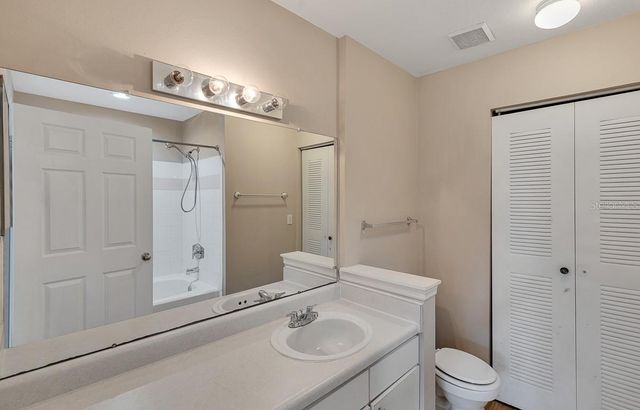 9414 LAKE CHASE ISLAND WAY 9414, Tampa, FL 33626