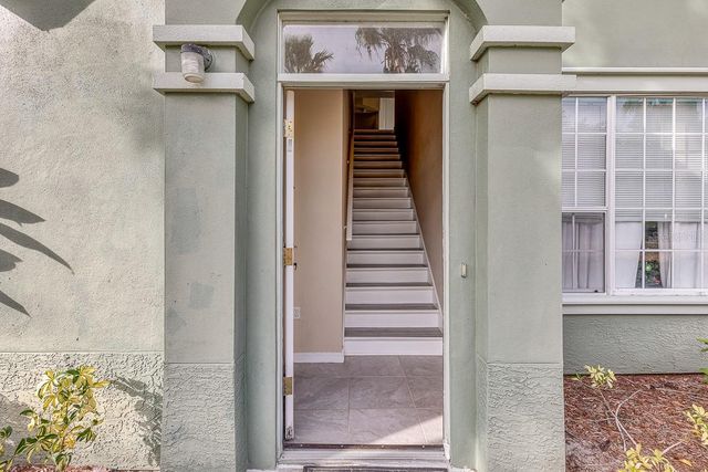 9414 LAKE CHASE ISLAND WAY 9414, Tampa, FL 33626