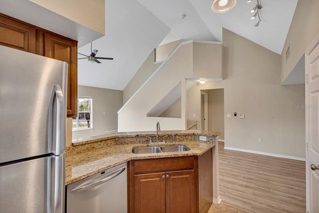 9414 LAKE CHASE ISLAND WAY 9414, Tampa, FL 33626