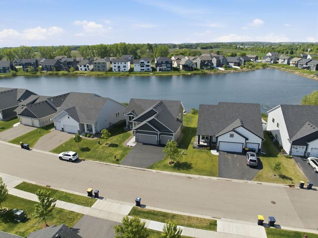 2802 213th Street W, Farmington, MN 55024