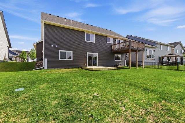 2802 213th Street W, Farmington, MN 55024