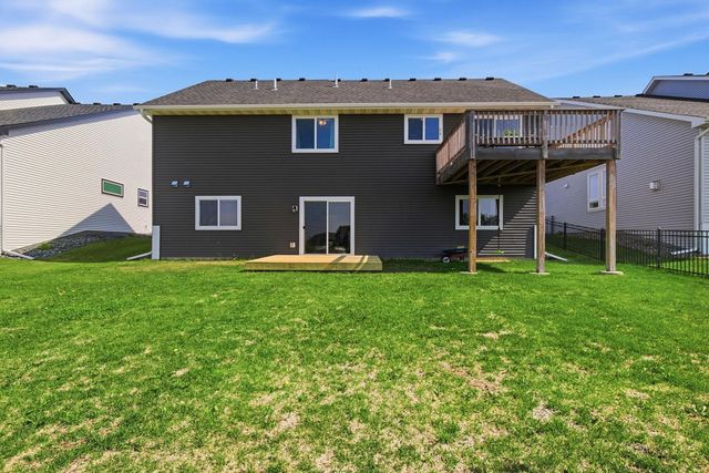 2802 213th Street W, Farmington, MN 55024