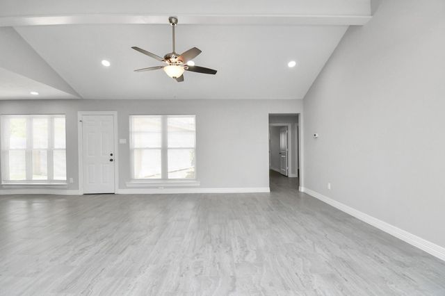 9726 Springmont Drive, Houston, TX 77080