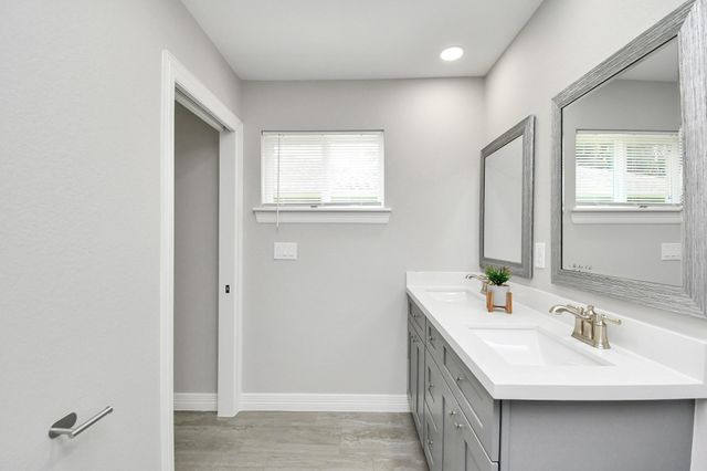 9726 Springmont Drive, Houston, TX 77080