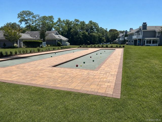 606 Bay View Circle 6, Moriches, NY 11955
