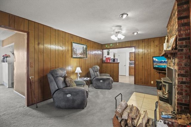 5212 N Galvin Road, Sibley, MO 64088