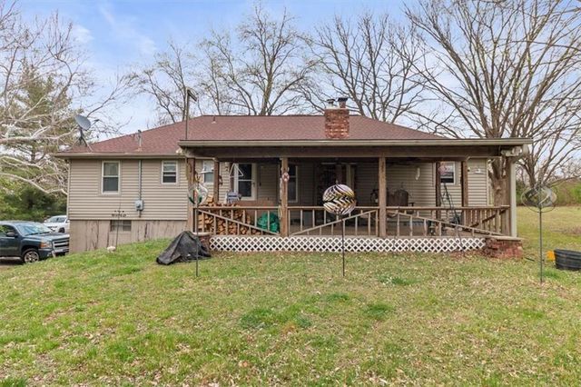 5212 N Galvin Road, Sibley, MO 64088