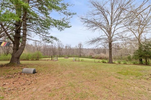 5212 N Galvin Road, Sibley, MO 64088