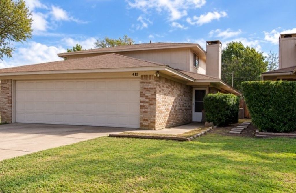 415 S Las Vegas Trail, White Settlement, TX 76108 — exterior