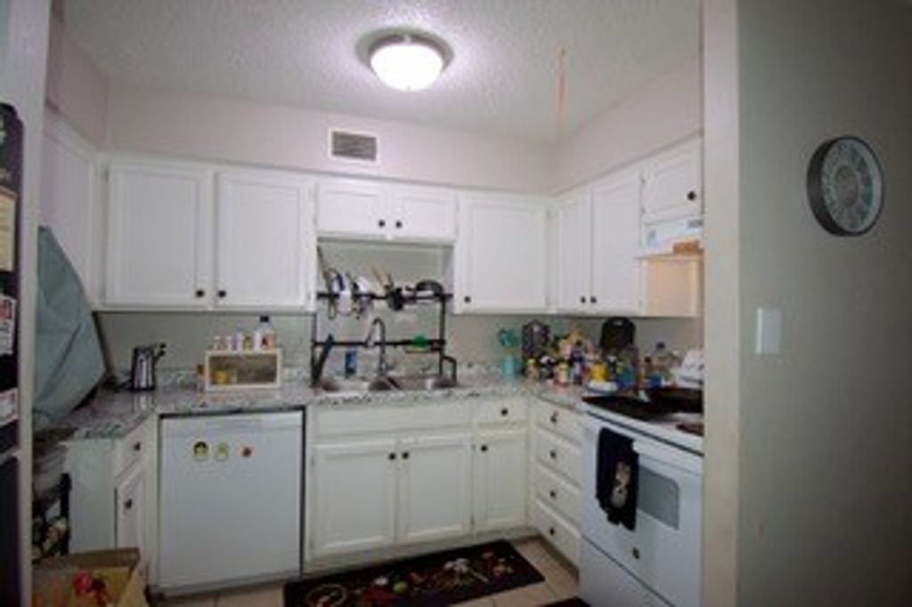 415 S Las Vegas Trail, White Settlement, TX 76108 — photo 4