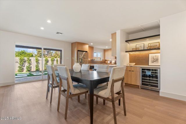 8408 E RANCHO VISTA Drive, Scottsdale, AZ 85251