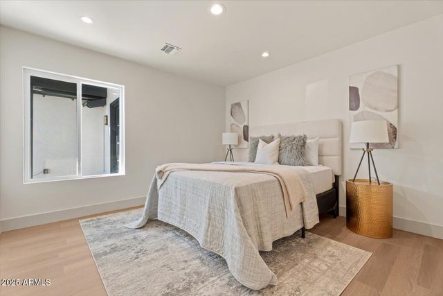 8408 E RANCHO VISTA Drive, Scottsdale, AZ 85251