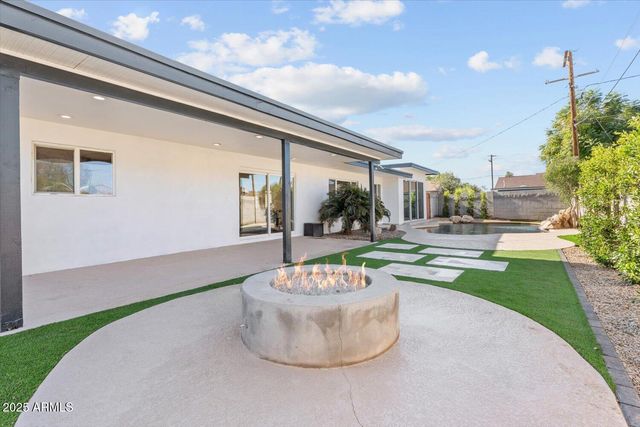 8408 E RANCHO VISTA Drive, Scottsdale, AZ 85251