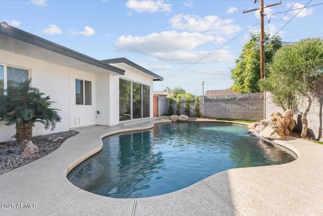 8408 E RANCHO VISTA Drive, Scottsdale, AZ 85251