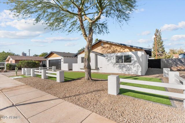 8408 E RANCHO VISTA Drive, Scottsdale, AZ 85251