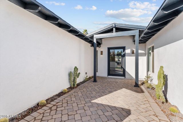 8408 E RANCHO VISTA Drive, Scottsdale, AZ 85251