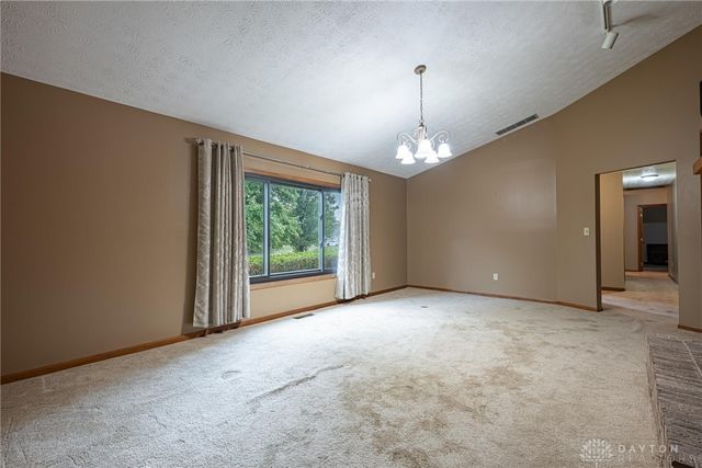 150 Tanglewood Drive, Springboro, OH 45066