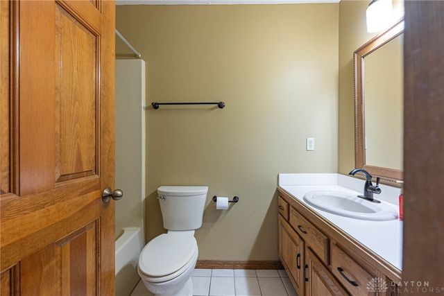 150 Tanglewood Drive, Springboro, OH 45066