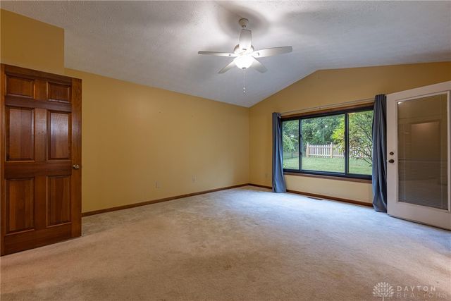 150 Tanglewood Drive, Springboro, OH 45066