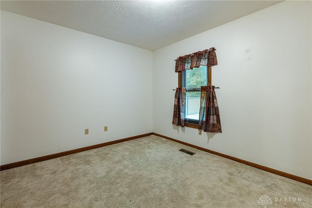 150 Tanglewood Drive, Springboro, OH 45066