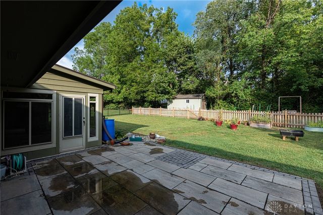 150 Tanglewood Drive, Springboro, OH 45066