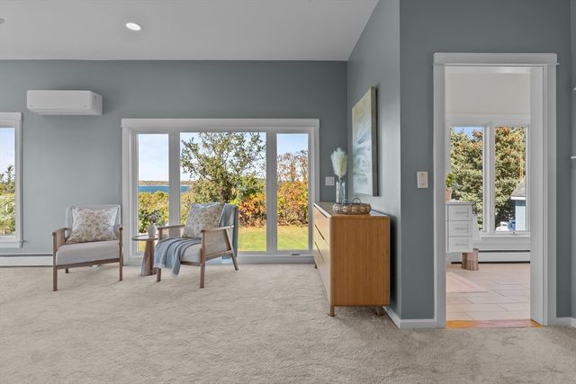 1350 Anthony Rd, Portsmouth, RI 02871