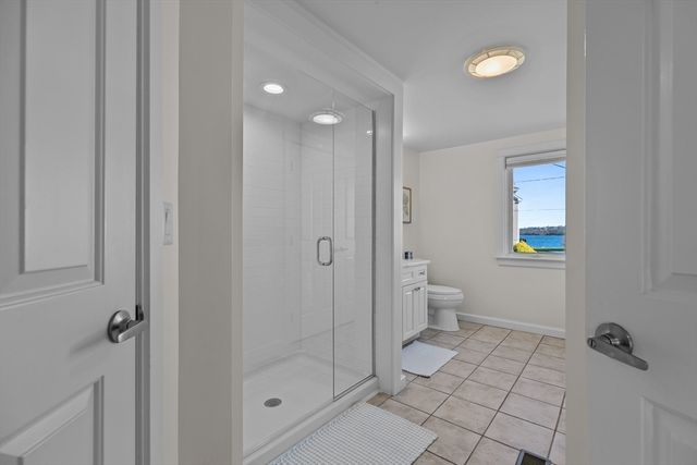 1350 Anthony Rd, Portsmouth, RI 02871