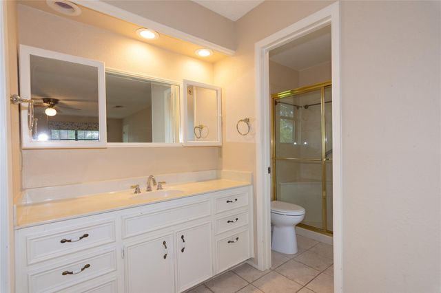 1904 Creekview DR, Round Rock, TX 78681