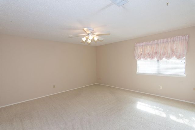 1904 Creekview DR, Round Rock, TX 78681