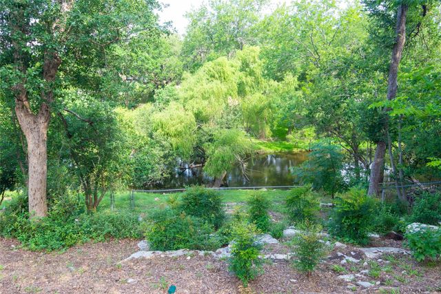 1904 Creekview DR, Round Rock, TX 78681