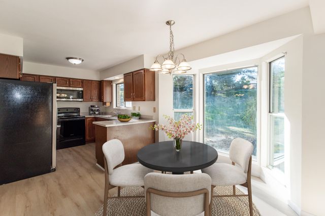 10445 Jasons Bluff, Florence, KY 41042