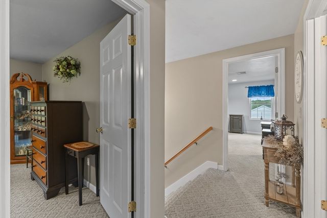 10 Fairfield Drive, Dudley, MA 01571