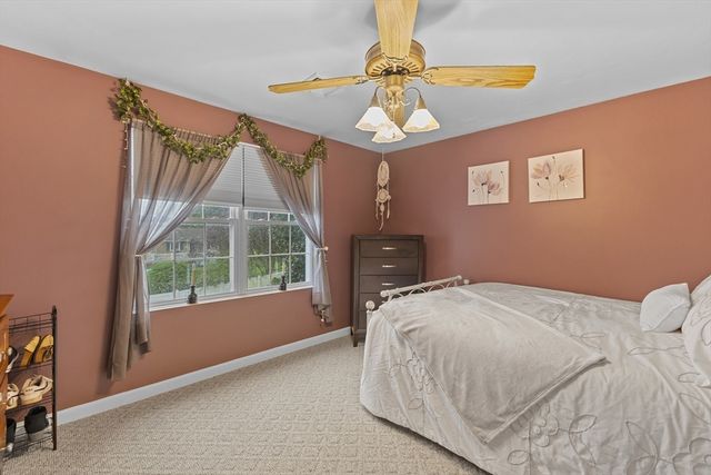 10 Fairfield Drive, Dudley, MA 01571