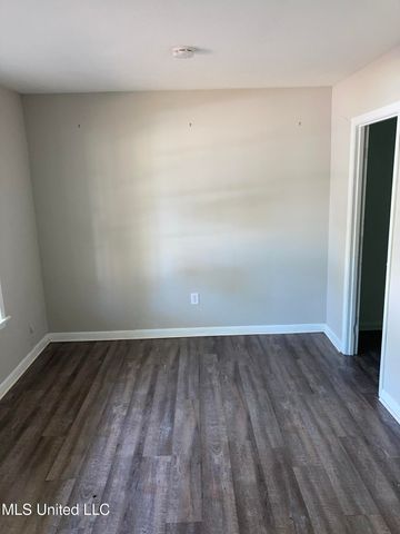 983 Branch Street, Jackson, MS 39212