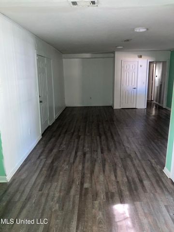 983 Branch Street, Jackson, MS 39212